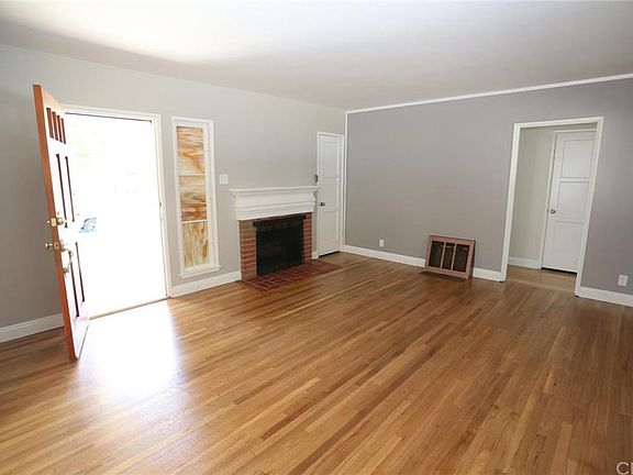 3rd image of 6217 E Carita St