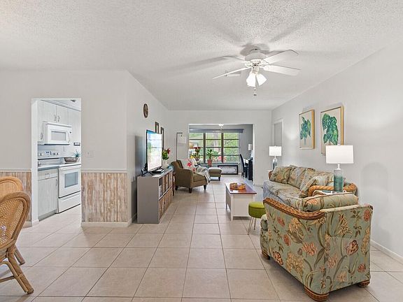 4th image of 1694 W Royal Tern Lane #B