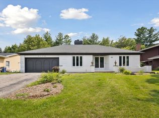 1628 Old Town Rd SE, Grand Rapids, MI 49508