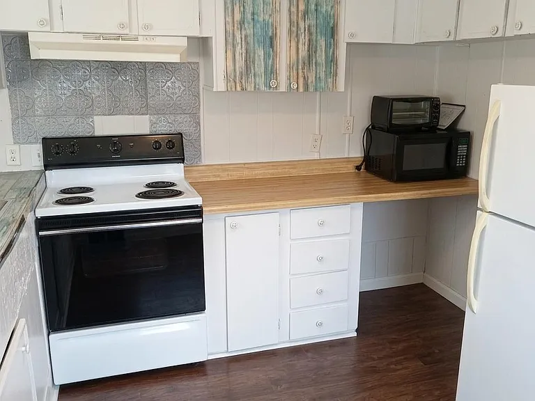 1700 Main St #37 — Photo 4