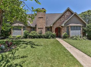 6110 Vickijohn Dr, Houston, TX 77096