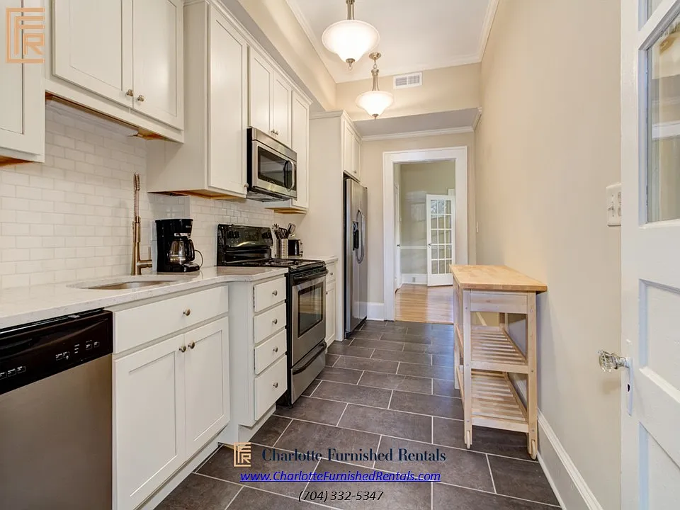 530 Lamar Avenue — Photo 3