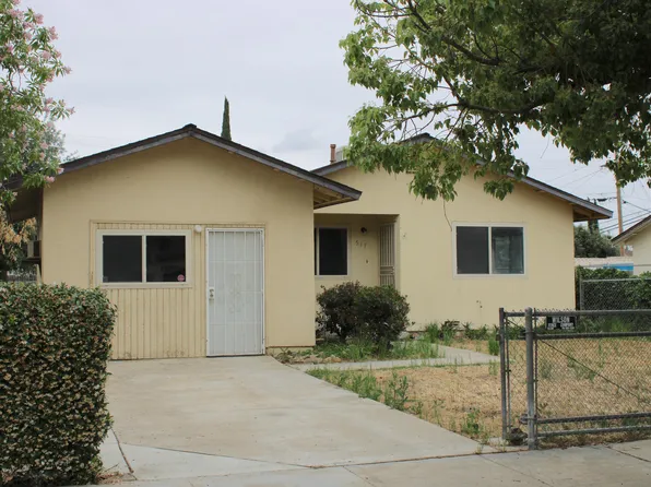 517 S R Street, Tulare, CA 93274