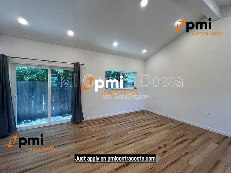 1173 Las Juntas Way #B — Photo 5