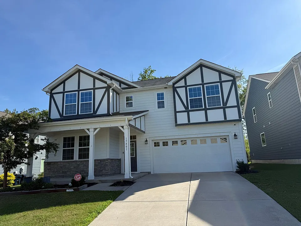 17401 Carolina Hickory Dr