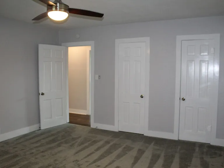 1107 N Wall St — Photo 13
