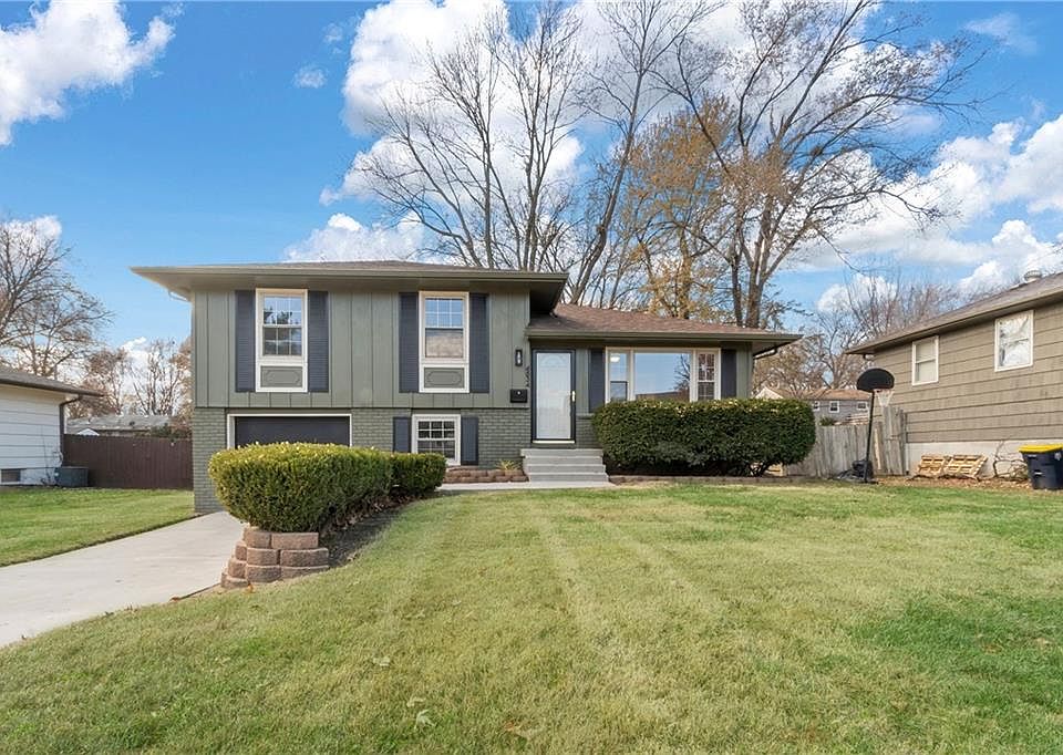4834 Overton Ave, Kansas City, MO 64133 | Zillow