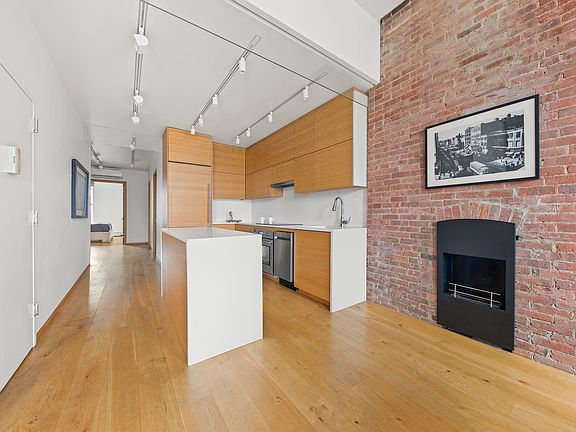 4th image of 103 W 122nd St APT 3