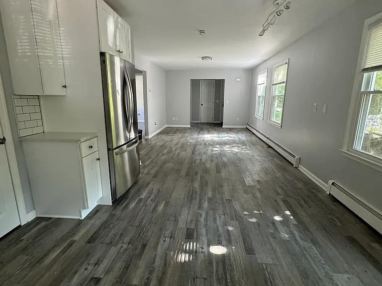 3 Fair St #1 — Photo 2