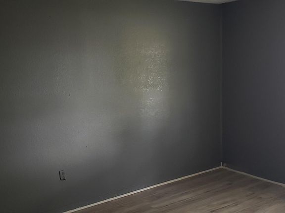 5th image of 620 Chestnut St