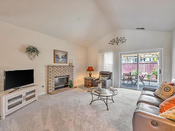 5th image of 767 Glen Miller Drive