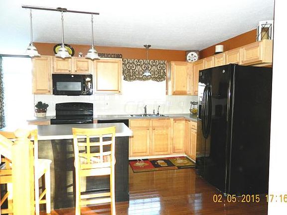 3rd image of 5611 Burnett Dr S