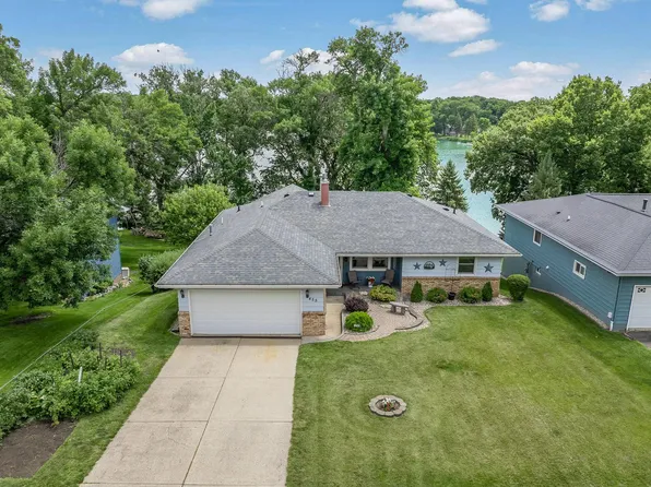 455 W Amber Lake Dr, Fairmont, MN 56031