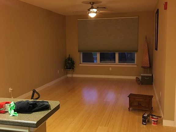 Living room/dining room