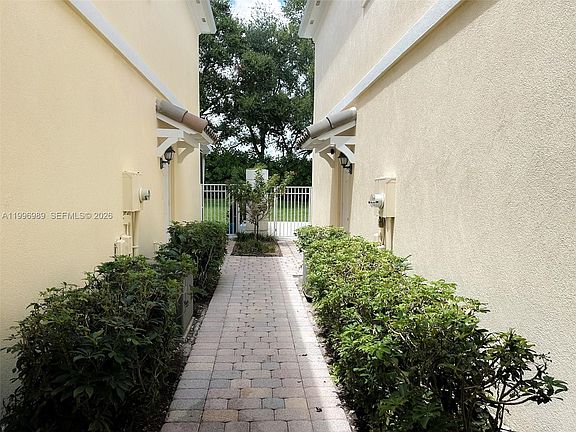 5th image of 197 Santa Barbara Way