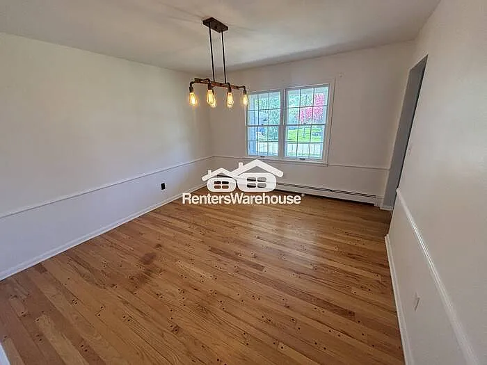 811 Myrtle St — Photo 6