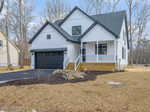 4279 Woodacres Dr, East Stroudsburg, PA 18301
