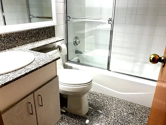 Rented by NY Space Finders Inc. | media 9