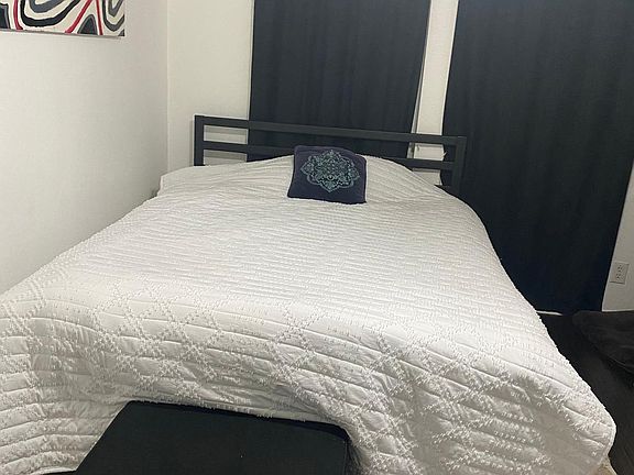 3rd image of 5902 Valparaiso Way