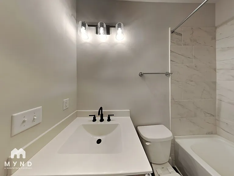 155 Color Cir — Photo 13