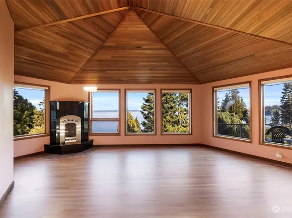 81 Montgomery Court, Port Ludlow, WA 98365