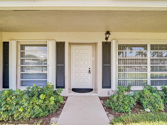 3rd image of 2521 Juniper Drive #11-b