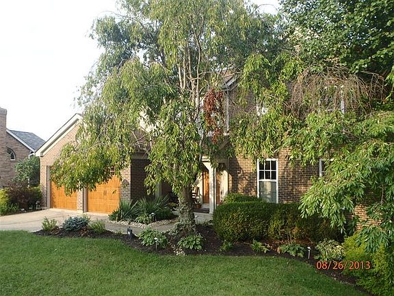 2nd image of 5 Lake Park Dr