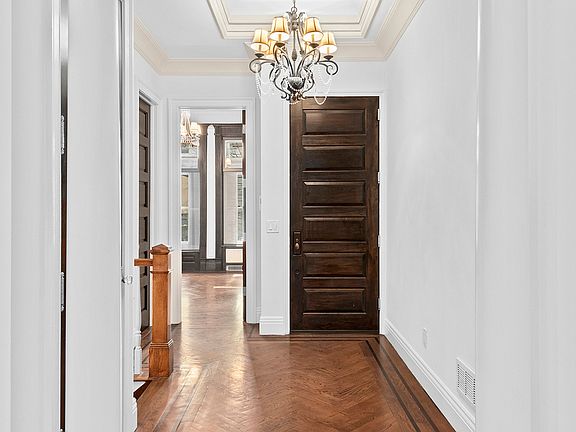 3rd image of 508 W End Ave APT 1