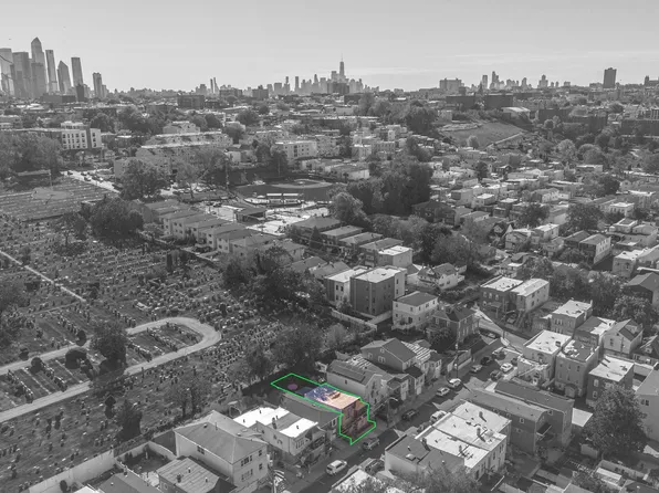 4616 Meadowview Avenue image 25 of 29