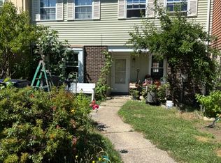 20 Buttonwood Rd, Voorhees, NJ 08043