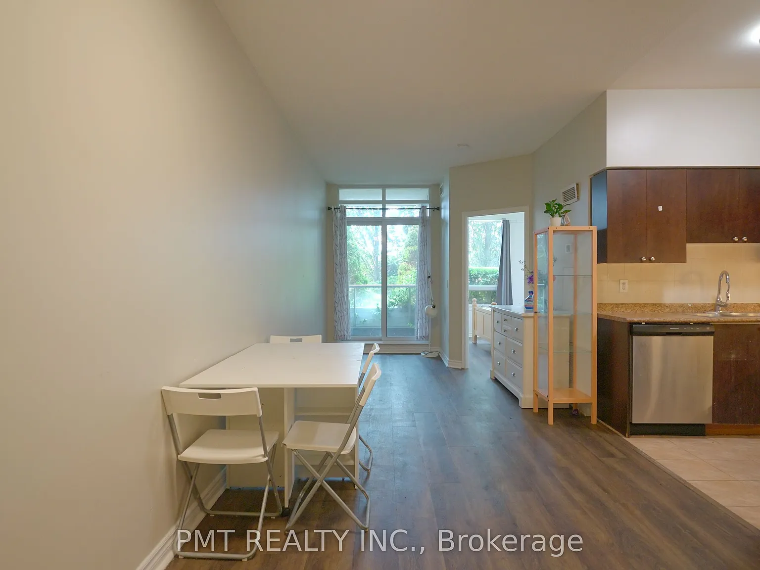 1 bed, $2,300 — Photo 3