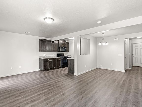 5th image of 1000 E Bluff View Dr #3