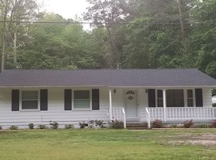 8380 Glass Rd, Hayes, VA 23072