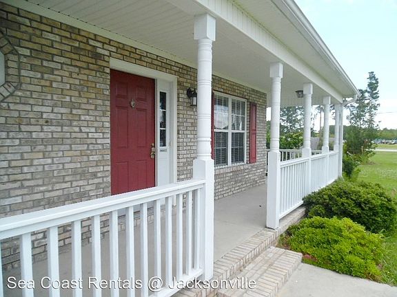 2nd image of 803 Savannah Dr