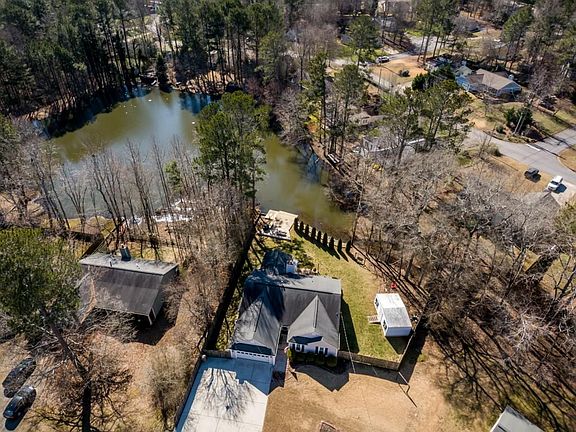 5th image of 3206 River Rock Pl