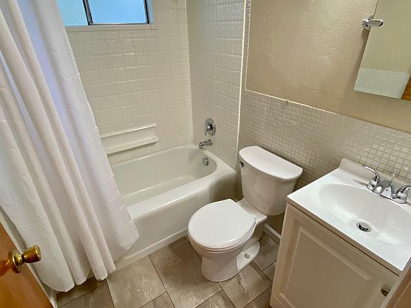 5th image of 8852 Harold Dr