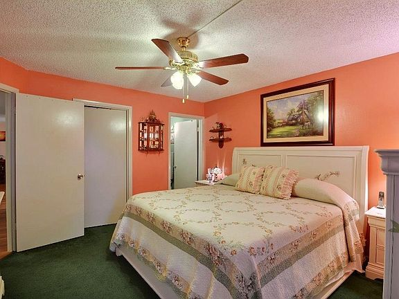 4th image of 8 Vista Gardens Trl