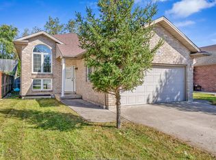 1926 Rockport St, Windsor, ON N9G3C9
