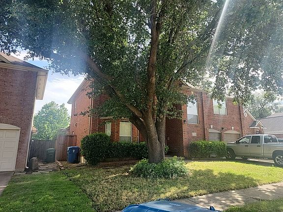 3rd image of 1717 Brook Ln