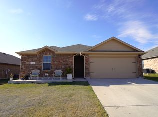 814 Meadow Creek Ln, Royse City, TX 75189
