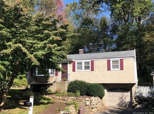 18 Pine Tree Rd, Monroe, CT 06468