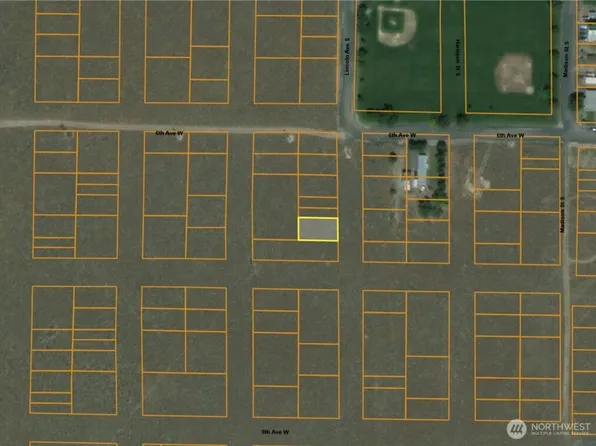 0 NKA Lot 9 & 10 Lincoln & 6th, Warden, WA 98857