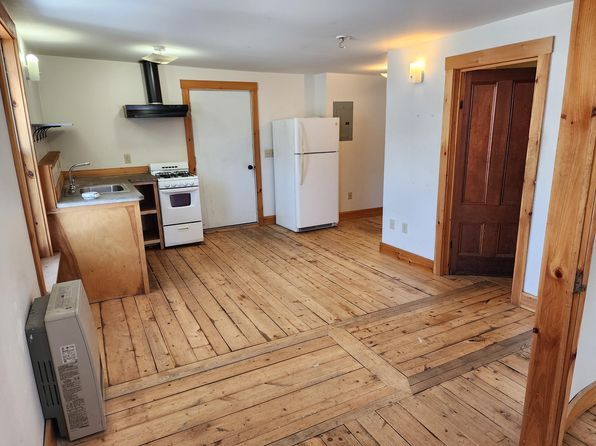 3 S Craftsbury Rd #3