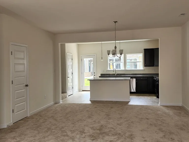 12229 Dutch Elm Cir — Photo 3