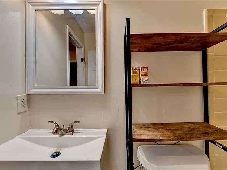 268 Allen Ct SW — Photo 35