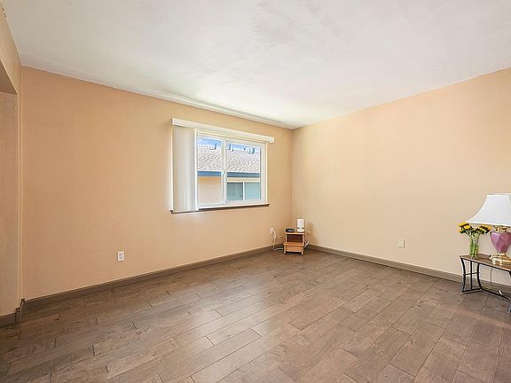 5th image of 5249 Manzanita Ave APT 3