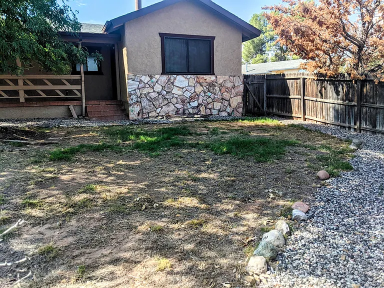 1580 S Destry Ln — Photo 35