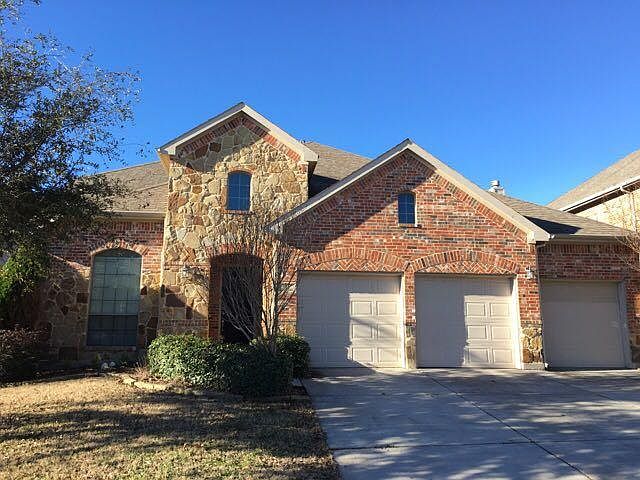 1st image of 905 Moss Cliff Cir