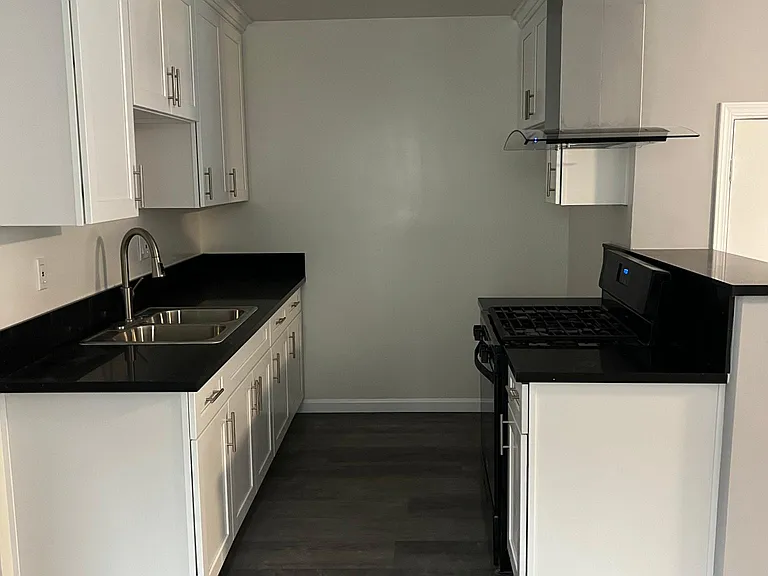 711 N Avenue 65 #2 — Photo 9
