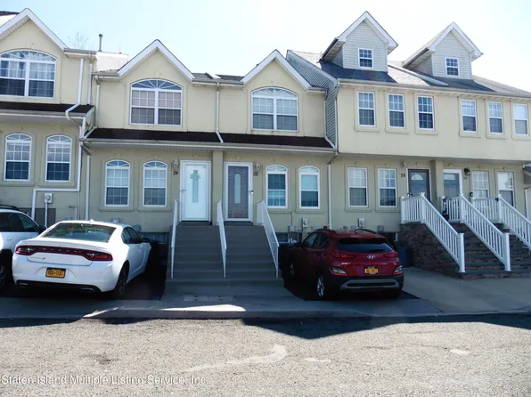26 Millstone Ct, Staten Island, NY 10314